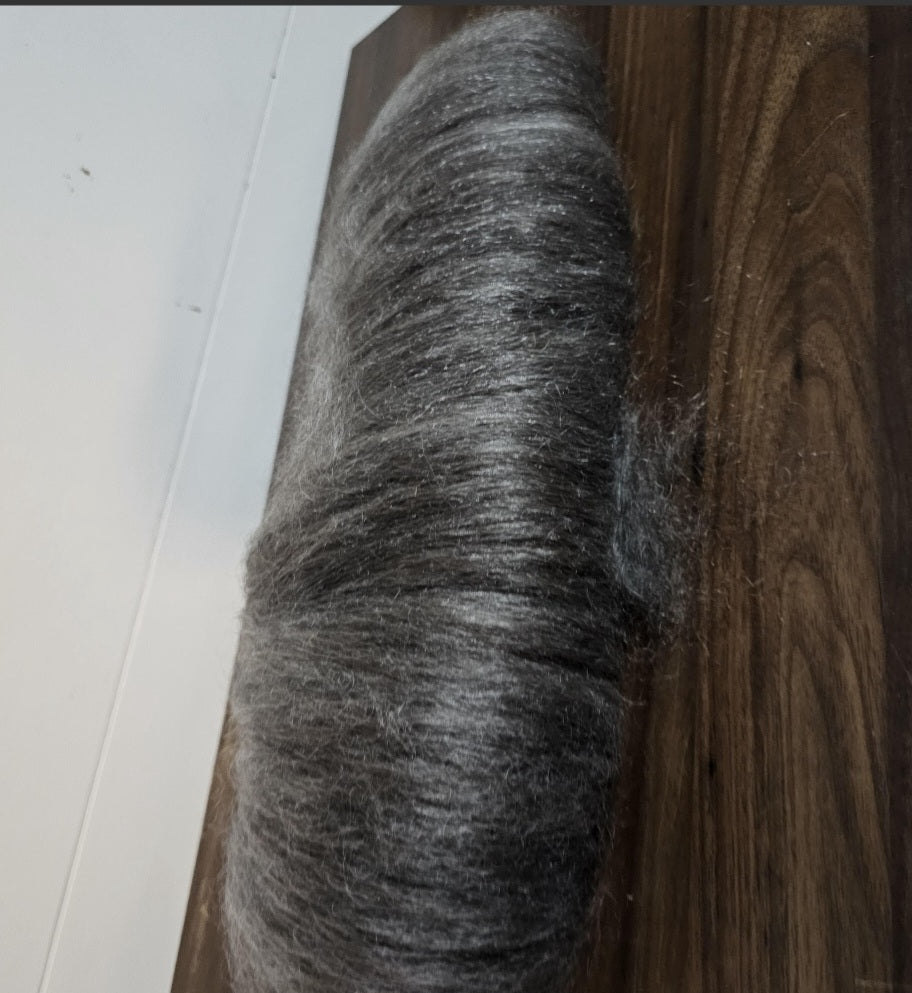 4 oz of mohair, Angora goat Fiber